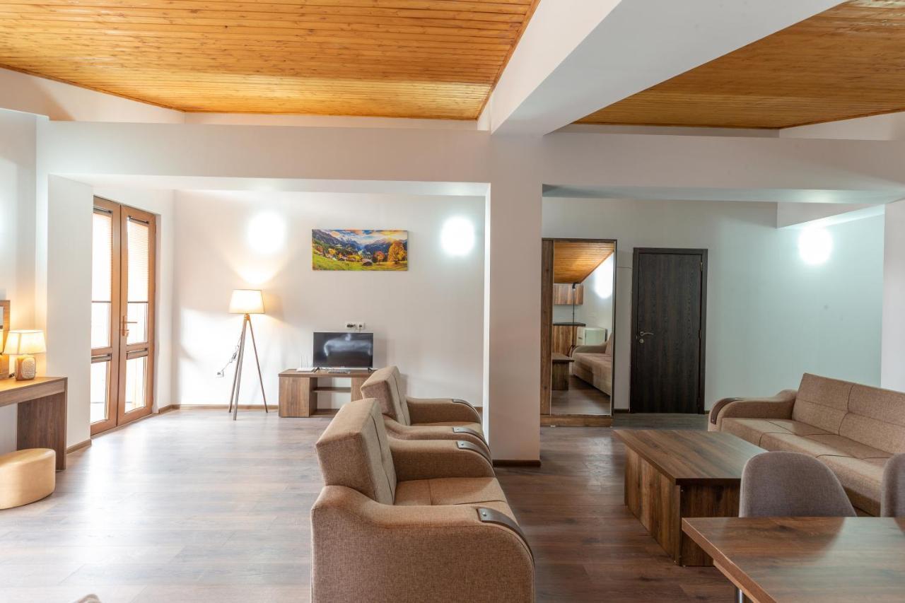 Pine Chalets By Ka Group غودوري المظهر الخارجي الصورة